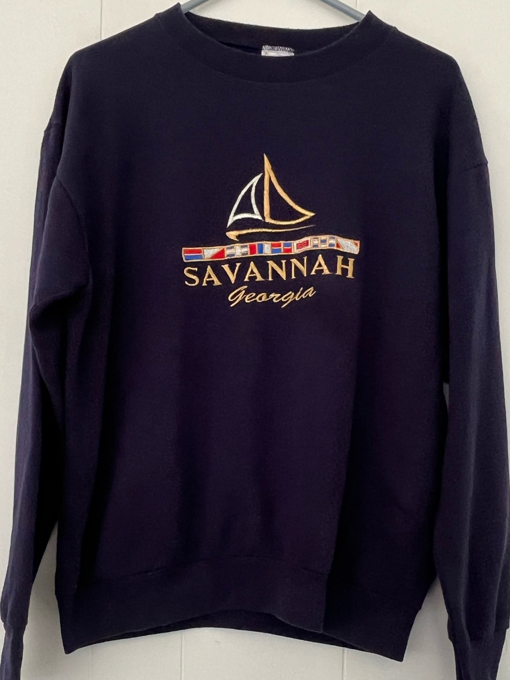 Vintage Savannah Georgia Embroidered Sailboat Crewneck Navy Sweatshirt Sz Large